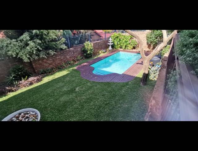 4 BEDROOM APARTMENT FOR SALE IN NINAPARK